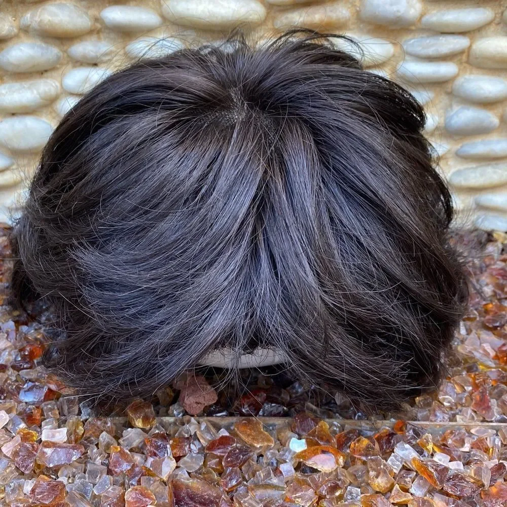 Tony of Beverly Hills Brunette Brown Short Layered Cut Wig. EUC! Wispy Bangs